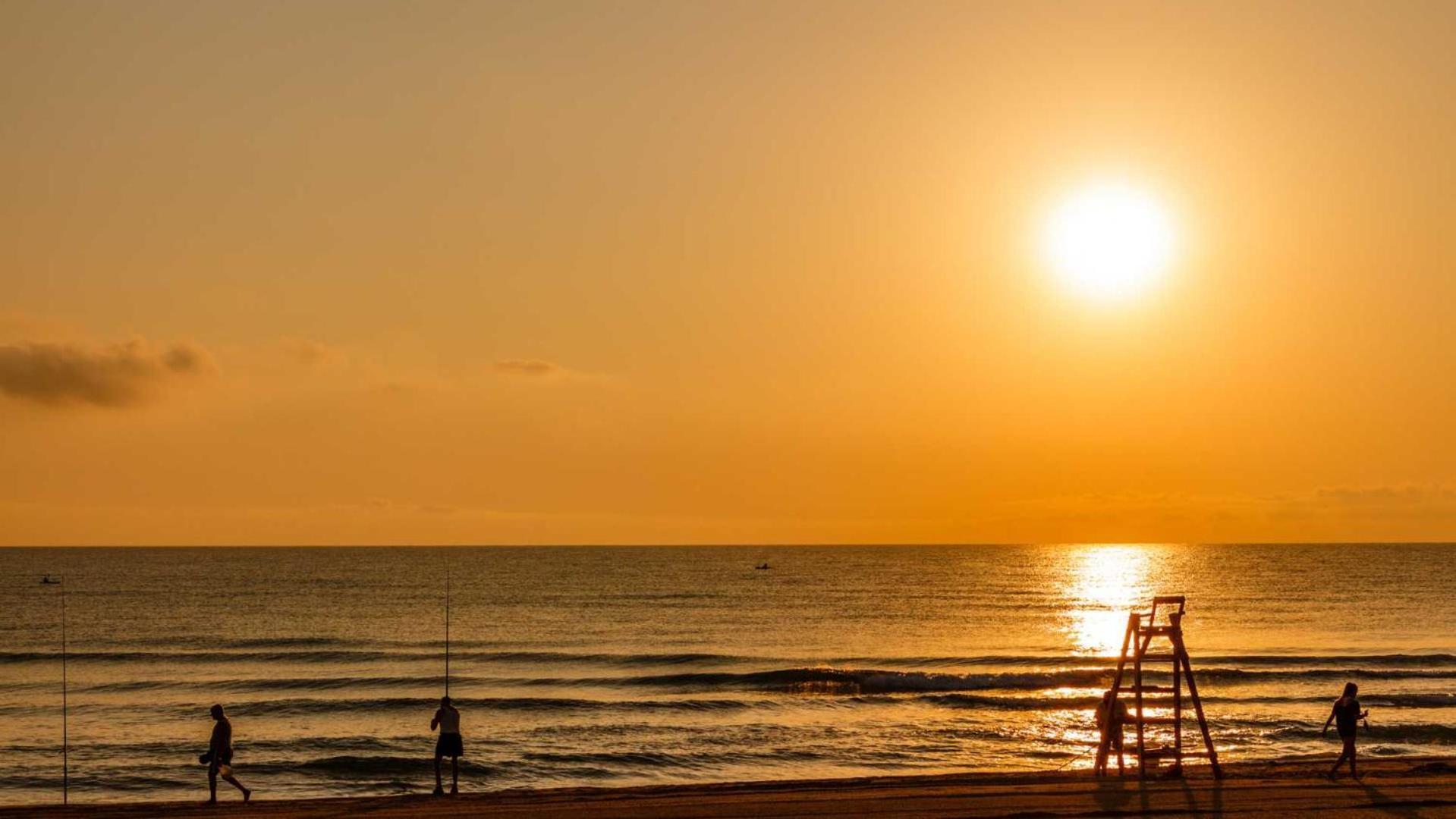 En La Playa A Pocos Metros Del Mar Con Garaje Vakantiehuis *